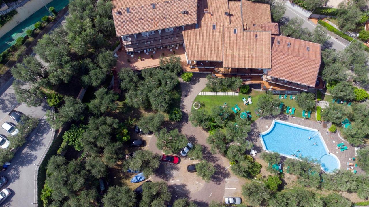 Hotel Coste Limone sul Garda Exterior photo