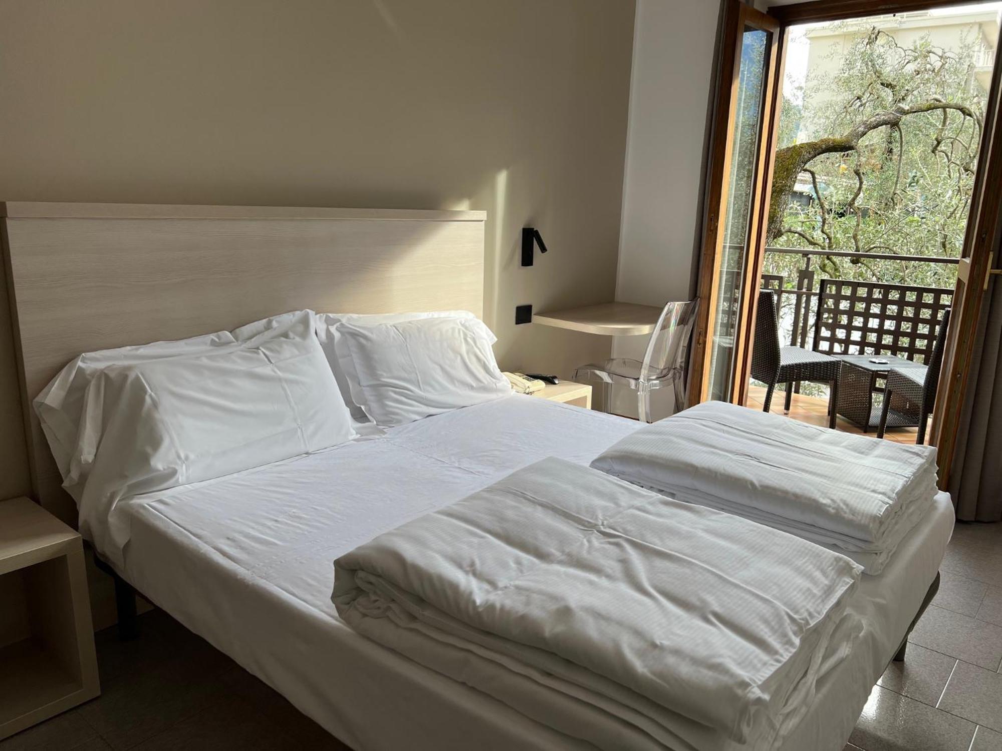 Hotel Coste Limone sul Garda Exterior photo